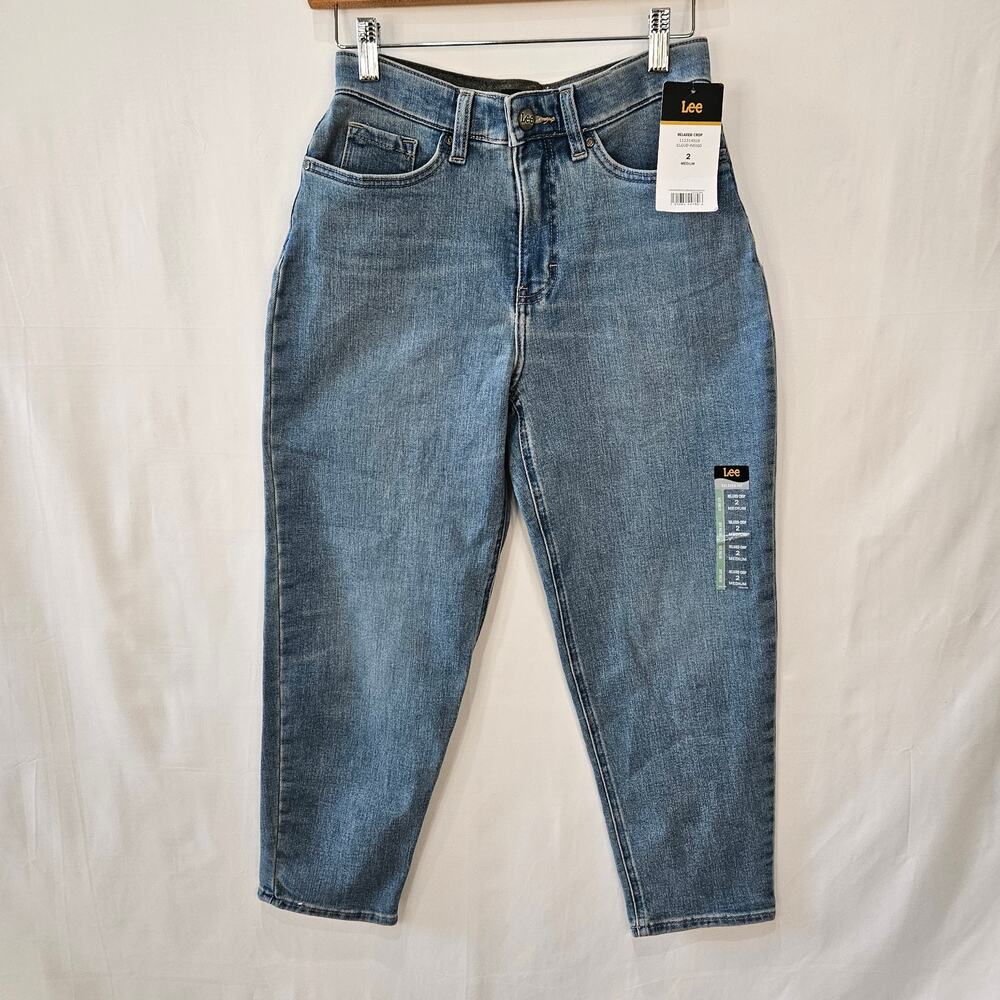Lee Women's Relaxed Crop High Rise Blue Jeans Size 2